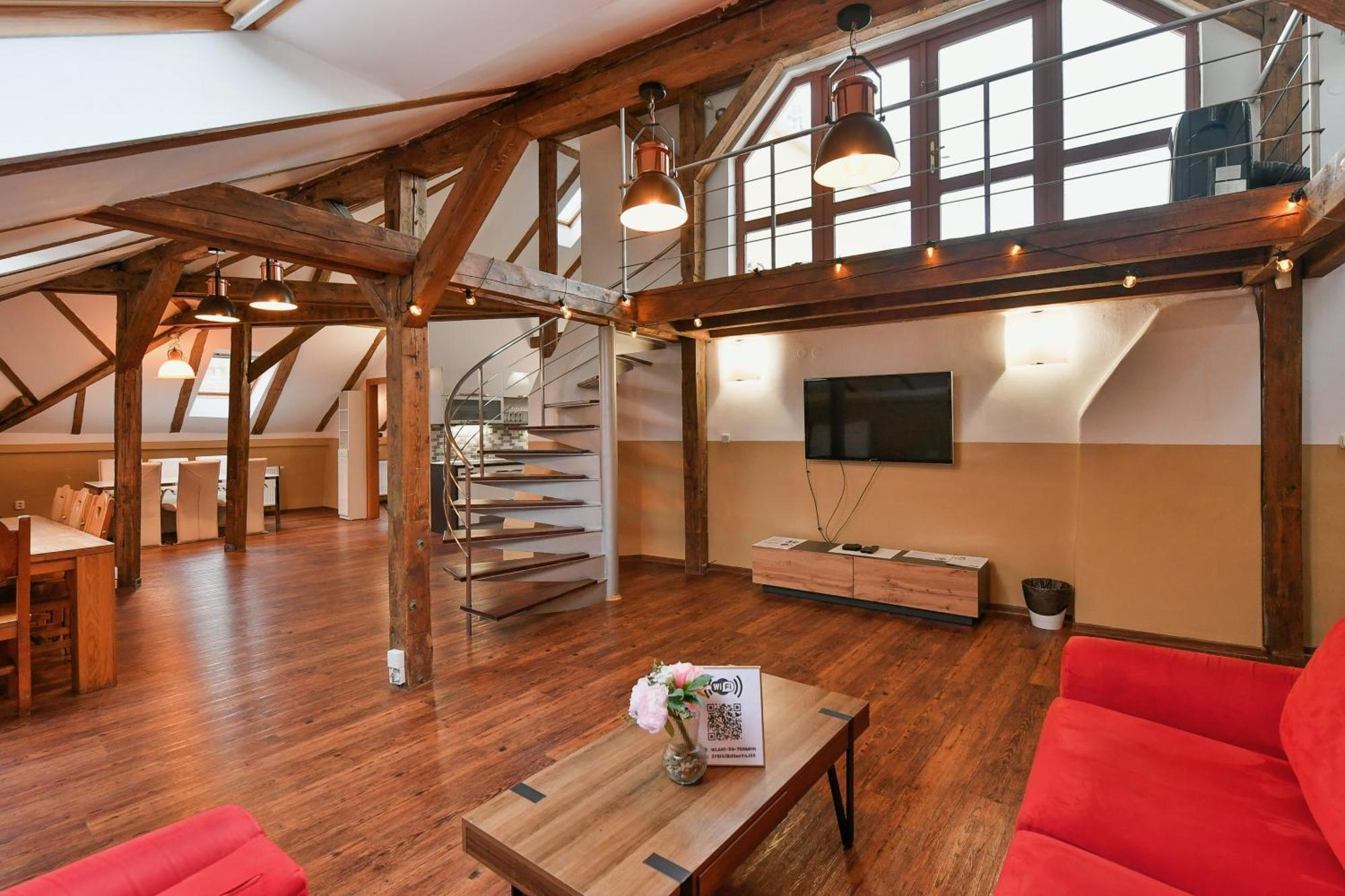 Amazing Charles Bridge Apartment Прага Екстер'єр фото